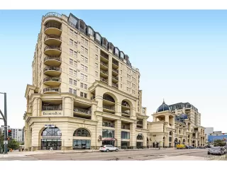 More Details about MLS # 5386529 : 925 N LINCOLN ST #12C-S DENVER CO 80203