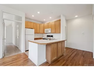Photo #4: 5386767 Listing 