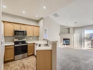 Photo #3: 5389724 Listing