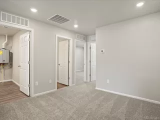 Photo #2: 5390727 Listing