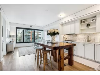 Photo #4: 5393049 Listing 