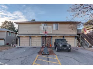 Photo #5: 5394585 Listing