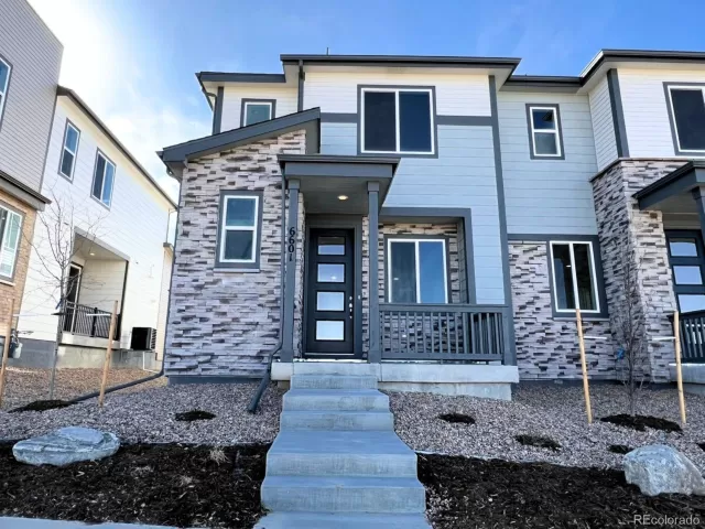 MLS: 5396753 Condo For Sale
