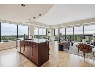 Photo #2: 5397380 Listing