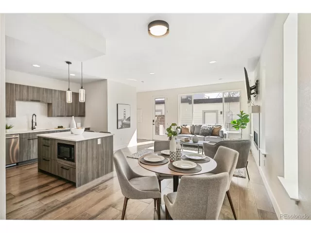 MLS: 5398253 Condo For Sale