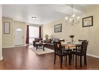 Photo #5: 5398772 Listing