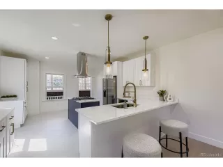 Photo #3: 5399165 Listing