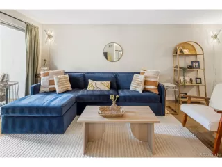 Photo #2: 5399863 Listing