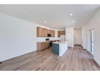 Photo #2: 5400779 Listing 