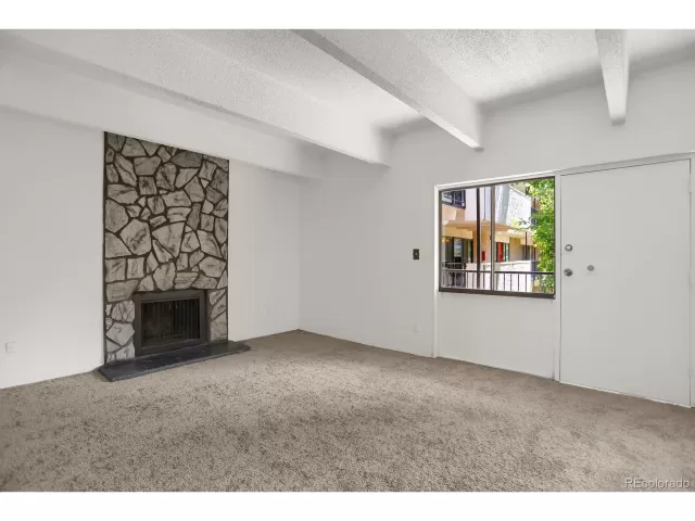MLS: 5402943 Condo For Sale