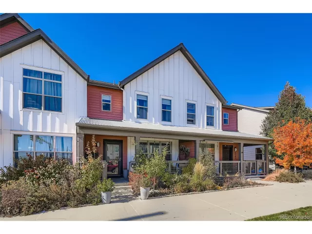 MLS: 5404220 Condo For Sale