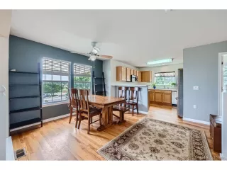 Photo #6: 5406675 Listing