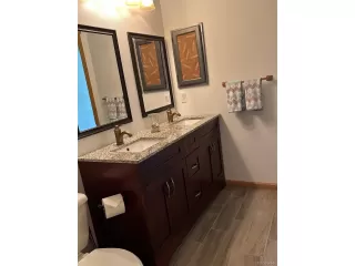 Photo #2: 5407518 Listing