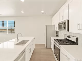 Photo #5: 5408207 Listing 