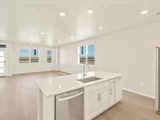 Photo #6: 5408207 Listing 