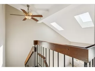 Photo #4: 5408628 Listing