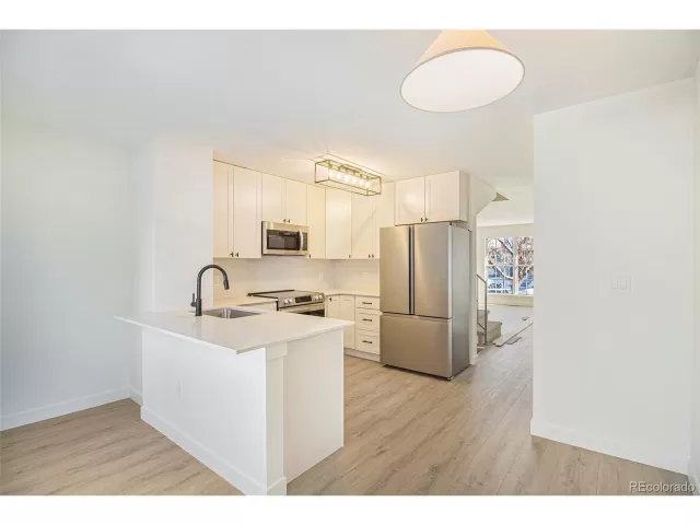 MLS: 5409901 Condo For Sale