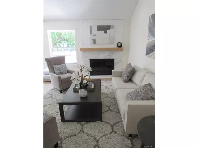 MLS: 5412812 Condo For Sale