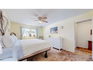 Photo #4: 5415445 Listing