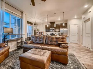 Photo #5: 5416959 Listing 