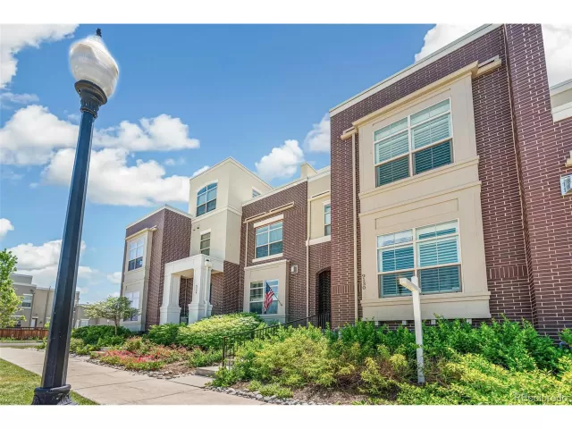 MLS: 5417214 Condo For Sale