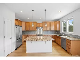 Photo #3: 5418888 Listing