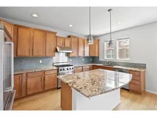 Photo #5: 5418888 Listing