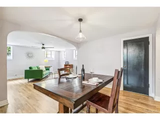 Photo #5: 5419229 Listing