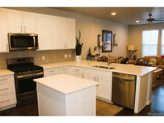 Photo #6: 5420218 Listing