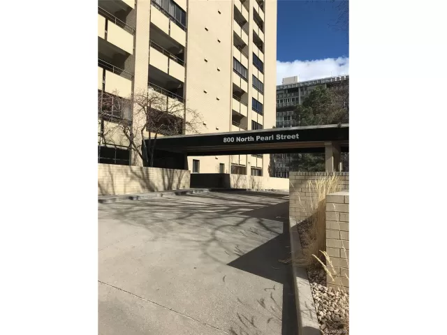 MLS: 5421932 Condo For Sale