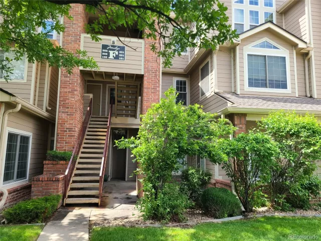 MLS: 5423359 Condo For Sale