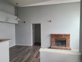 Photo #2: 5423359 Listing