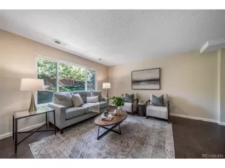 Photo #5: 5423639 Listing