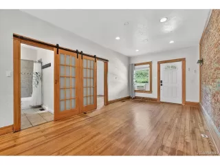 Photo #4: 5424516 Listing 