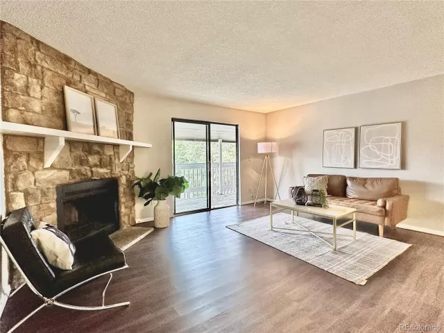 MLS: 5424650 Condo For Sale