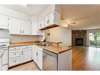 Photo #2: 5428395 Listing