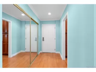 Photo #5: 5428665 Listing