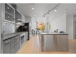 Photo #5: 5429227 Listing