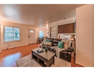 Photo #3: 5430729 Listing