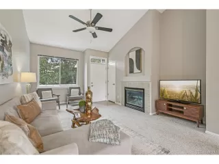 Photo #5: 5431186 Listing