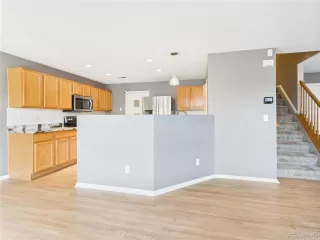 Photo #6: 5432743 Listing
