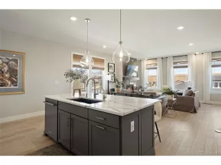 Photo #6: 5433085 Listing