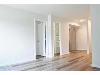 Photo #4: 5433474 Listing