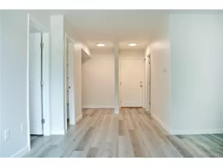 Photo #5: 5433474 Listing