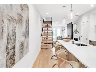 Photo #2: 5433734 Listing