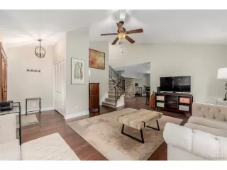 Photo #6: 5435311 Listing