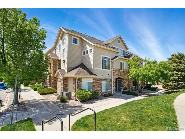 MLS: 5436014 Condo For Sale