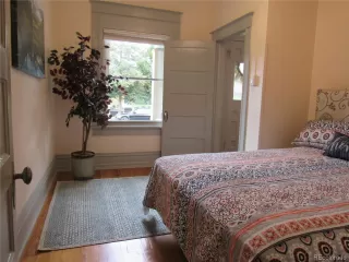 Photo #3: 5437378 Listing