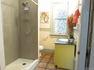 Photo #5: 5437378 Listing