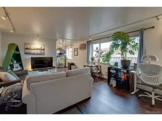 Photo #4: 5437666 Listing